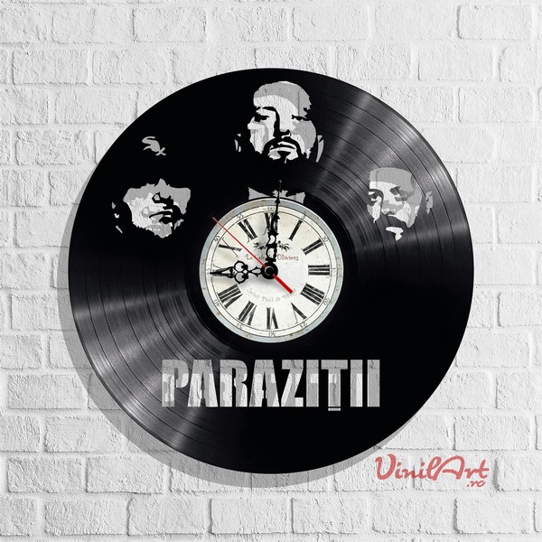 parazitii vinyl)